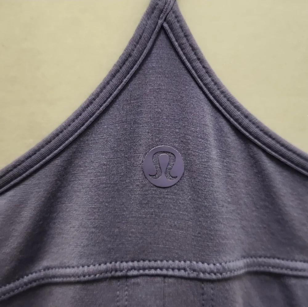Lululemon - Picture 7 of 8